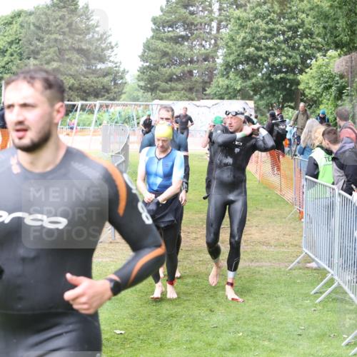14.06.2026 - 7 Türme Triathlon Andreas Tolksdorf http://msf.ph/oto/9812561 14.06.2026 11:38:12 Schwimmen  meine-sportfotos.de