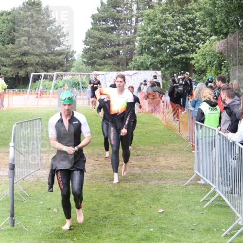 14.06.2026 - 7 Türme Triathlon Andreas Tolksdorf http://msf.ph/oto/9812574 14.06.2026 11:38:23 Schwimmen  meine-sportfotos.de