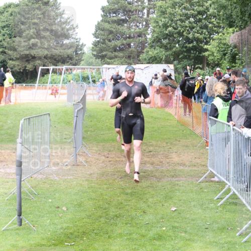 14.06.2026 - 7 Türme Triathlon Andreas Tolksdorf http://msf.ph/oto/9812582 14.06.2026 11:38:30 Schwimmen  meine-sportfotos.de