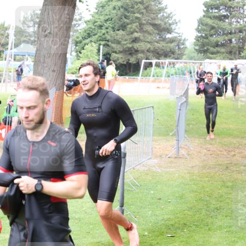 14.06.2026 - 7 Türme Triathlon Andreas Tolksdorf http://msf.ph/oto/9812604 14.06.2026 11:39:08 Schwimmen  meine-sportfotos.de