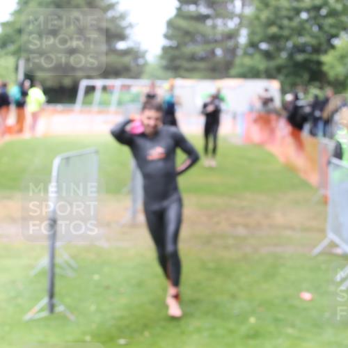 14.06.2026 - 7 Türme Triathlon Andreas Tolksdorf http://msf.ph/oto/9812608 14.06.2026 11:39:11 Schwimmen  meine-sportfotos.de
