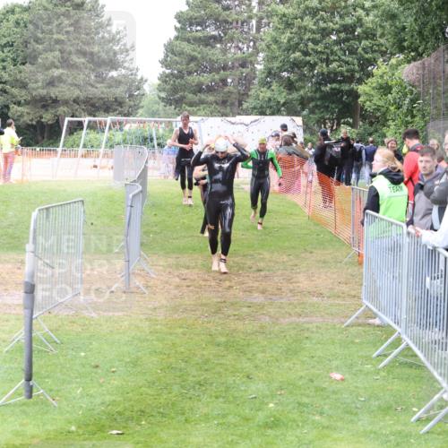 14.06.2026 - 7 Türme Triathlon Andreas Tolksdorf http://msf.ph/oto/9812610 14.06.2026 11:39:13 Schwimmen  meine-sportfotos.de