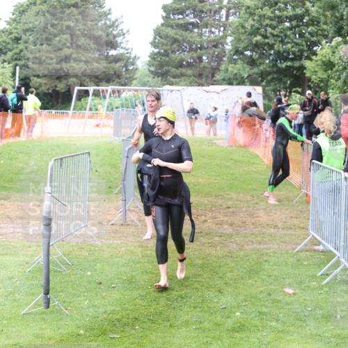 14.06.2026 - 7 Türme Triathlon Andreas Tolksdorf http://msf.ph/oto/9812616 14.06.2026 11:39:18 Schwimmen  meine-sportfotos.de