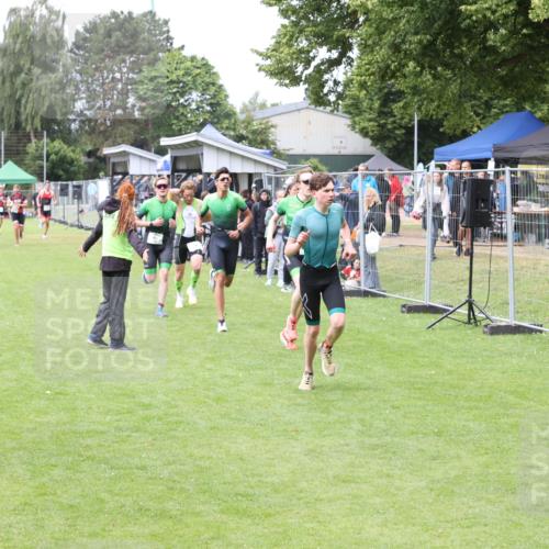 14.06.2026 - 7 Türme Triathlon Andreas Tolksdorf http://msf.ph/oto/9812622 14.06.2026 11:39:27 Schwimmen  meine-sportfotos.de