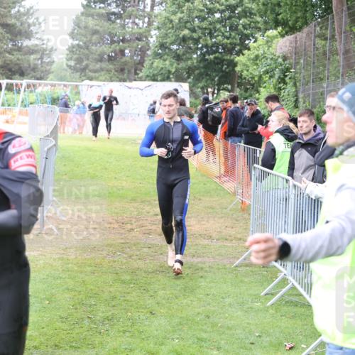 14.06.2026 - 7 Türme Triathlon Andreas Tolksdorf http://msf.ph/oto/9812654 14.06.2026 11:41:04 Schwimmen  meine-sportfotos.de
