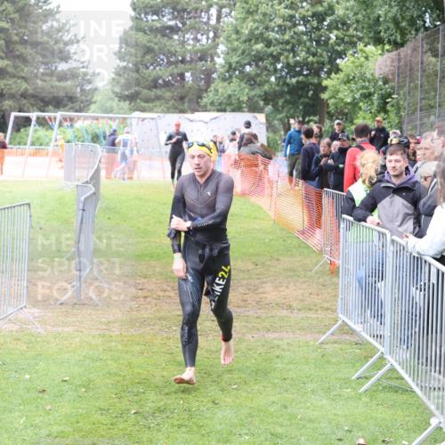 14.06.2026 - 7 Türme Triathlon Andreas Tolksdorf http://msf.ph/oto/9812679 14.06.2026 11:41:39 Schwimmen  meine-sportfotos.de