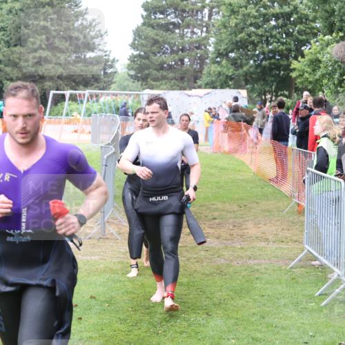 14.06.2026 - 7 Türme Triathlon Andreas Tolksdorf http://msf.ph/oto/9812706 14.06.2026 11:42:22 Schwimmen  meine-sportfotos.de