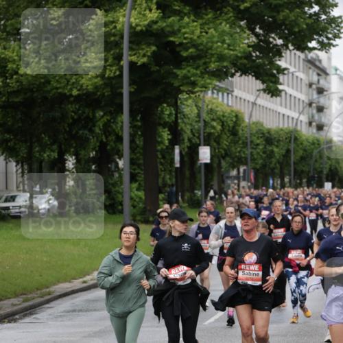 14.06.2026 - REWE Women's Run Jannik Wohlers http://msf.ph/oto/9812875 14.06.2026 10:39:19 Laufen 122 meine-sportfotos.de