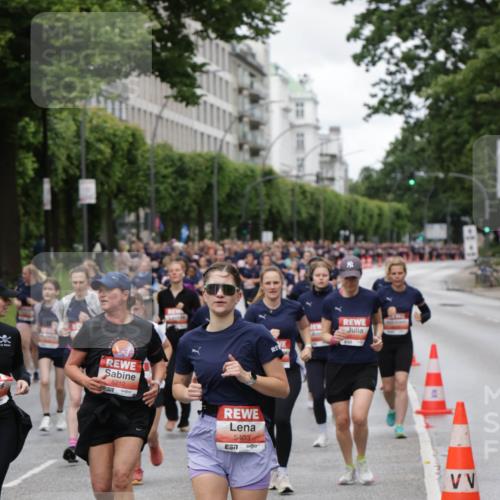 14.06.2026 - REWE Women's Run Jannik Wohlers http://msf.ph/oto/9812889 14.06.2026 10:39:20 Laufen 5212, 5403, 7 meine-sportfotos.de