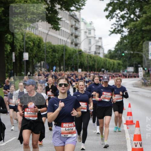 14.06.2026 - REWE Women's Run Jannik Wohlers http://msf.ph/oto/9812894 14.06.2026 10:39:20 Laufen 5212, 57, 5403 meine-sportfotos.de