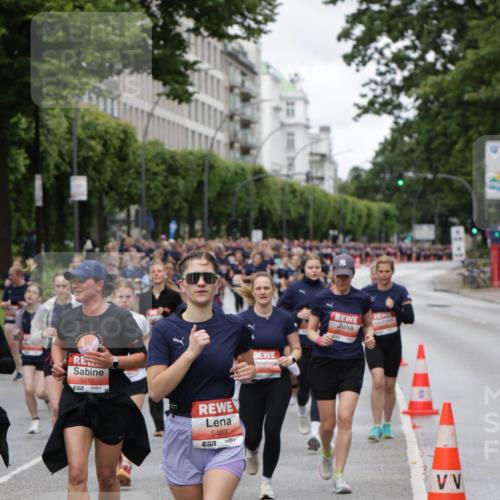 14.06.2026 - REWE Women's Run Jannik Wohlers http://msf.ph/oto/9812895 14.06.2026 10:39:20 Laufen 5212, 57, 5403, 7, 12 meine-sportfotos.de