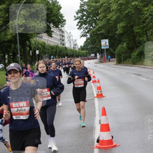 14.06.2026 - REWE Women's Run Jannik Wohlers http://msf.ph/oto/9812937 14.06.2026 10:39:26 Laufen 5590, 6777, 5320, 1577 meine-sportfotos.de