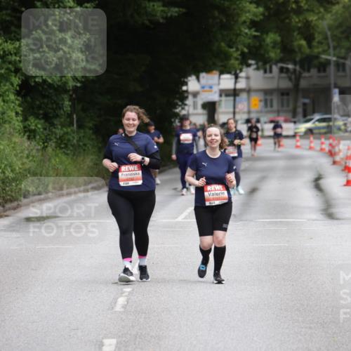 14.06.2026 - REWE Women's Run Jannik Wohlers http://msf.ph/oto/9812989 14.06.2026 11:06:15 Laufen 57 meine-sportfotos.de