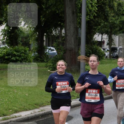 14.06.2026 - REWE Women's Run Jannik Wohlers http://msf.ph/oto/9812999 14.06.2026 10:39:34 Laufen 112, 5233, 5569 meine-sportfotos.de