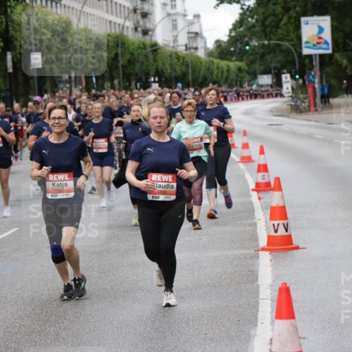 14.06.2026 - REWE Women's Run Jannik Wohlers http://msf.ph/oto/9813066 14.06.2026 10:39:42 Laufen 5455, 7, 5886, 7 meine-sportfotos.de
