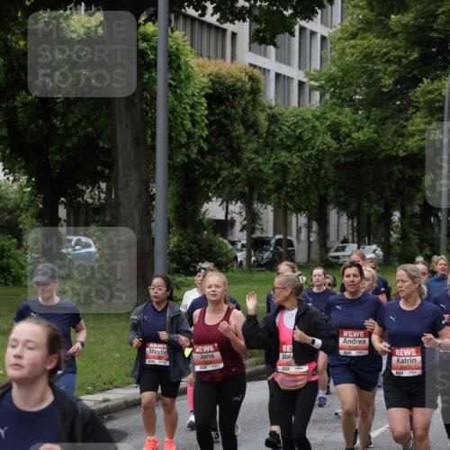 14.06.2026 - REWE Women's Run Jannik Wohlers http://msf.ph/oto/9813265 14.06.2026 10:40:05 Laufen 5826, 57, 7, 5929 meine-sportfotos.de
