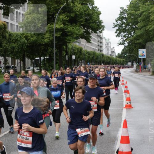 14.06.2026 - REWE Women's Run Jannik Wohlers http://msf.ph/oto/9813306 14.06.2026 10:40:09 Laufen 6031, 5948 meine-sportfotos.de