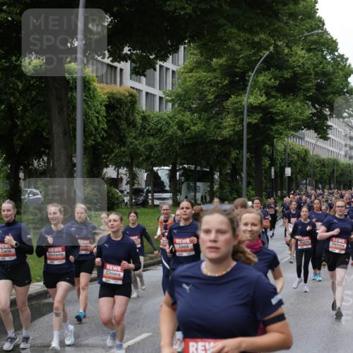14.06.2026 - REWE Women's Run Jannik Wohlers http://msf.ph/oto/9813333 14.06.2026 10:40:12 Laufen 6142 meine-sportfotos.de