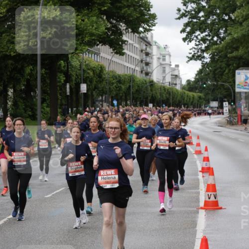 14.06.2026 - REWE Women's Run Jannik Wohlers http://msf.ph/oto/9813335 14.06.2026 10:40:13 Laufen 5907 meine-sportfotos.de