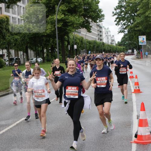 14.06.2026 - REWE Women's Run Jannik Wohlers http://msf.ph/oto/9814040 14.06.2026 10:39:25 Laufen 5212, 7, 5675, 57, 5777 meine-sportfotos.de