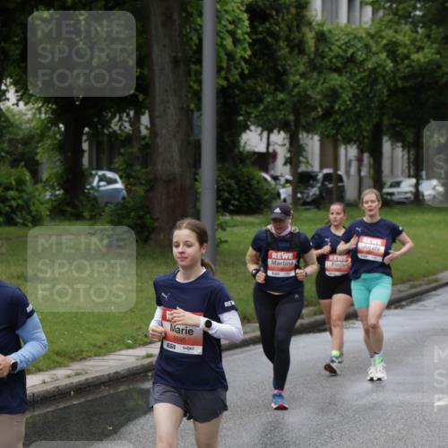 14.06.2026 - REWE Women's Run Jannik Wohlers http://msf.ph/oto/9814094 14.06.2026 10:39:36 Laufen 5595 meine-sportfotos.de