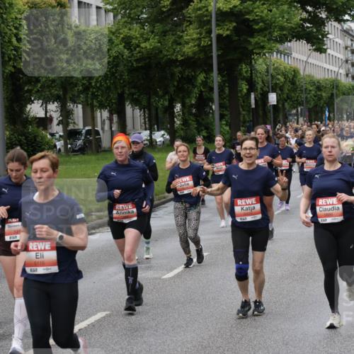 14.06.2026 - REWE Women's Run Jannik Wohlers http://msf.ph/oto/9814116 14.06.2026 10:39:43 Laufen 57, 6115, 5886, 57 meine-sportfotos.de