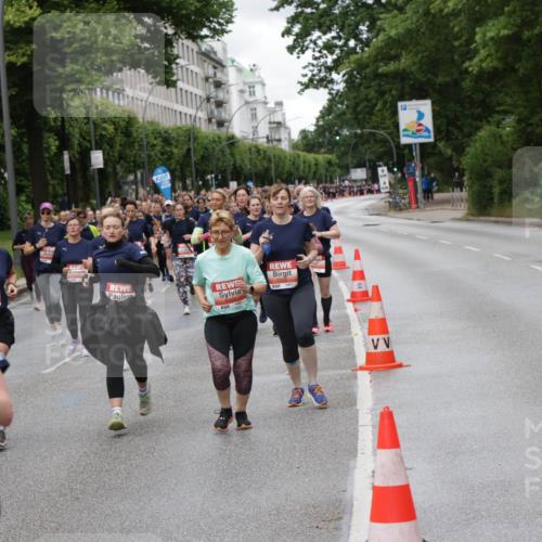 14.06.2026 - REWE Women's Run Jannik Wohlers http://msf.ph/oto/9814132 14.06.2026 10:39:45 Laufen 5886, 517, 57 meine-sportfotos.de