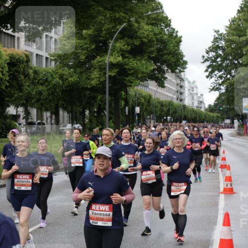 14.06.2026 - REWE Women's Run Jannik Wohlers http://msf.ph/oto/9814143 14.06.2026 10:39:50 Laufen 5885, 5716, 7, 60 meine-sportfotos.de