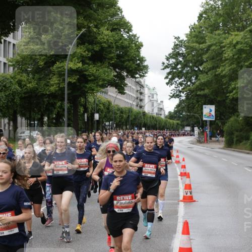 14.06.2026 - REWE Women's Run Jannik Wohlers http://msf.ph/oto/9814174 14.06.2026 10:39:56 Laufen 5453, 5050 meine-sportfotos.de