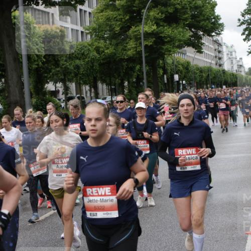 14.06.2026 - REWE Women's Run Jannik Wohlers http://msf.ph/oto/9814185 14.06.2026 10:39:59 Laufen 5196, 57, 5873, 57, 5322, 57, 183, 57 meine-sportfotos.de
