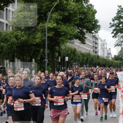 14.06.2026 - REWE Women's Run Jannik Wohlers http://msf.ph/oto/9814206 14.06.2026 10:40:06 Laufen 5929, 57, 6025, 5861, 7, 57 meine-sportfotos.de