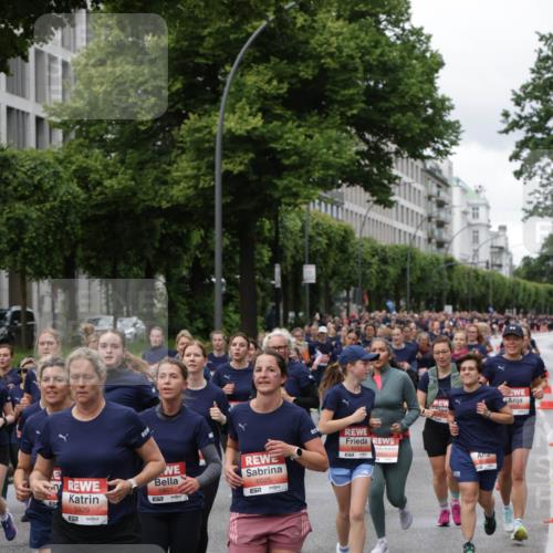 14.06.2026 - REWE Women's Run Jannik Wohlers http://msf.ph/oto/9814208 14.06.2026 10:40:06 Laufen 5861, 6025, 7, 5929, 5, 6031 meine-sportfotos.de