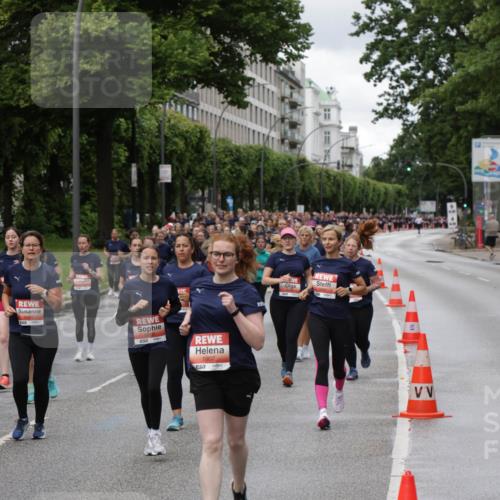14.06.2026 - REWE Women's Run Jannik Wohlers http://msf.ph/oto/9814237 14.06.2026 10:40:13 Laufen 5907, 7, 9 meine-sportfotos.de