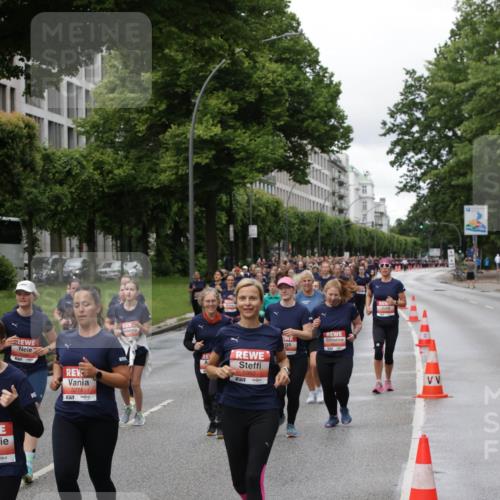 14.06.2026 - REWE Women's Run Jannik Wohlers http://msf.ph/oto/9814241 14.06.2026 10:40:16 Laufen 5274, 517, 5892 meine-sportfotos.de