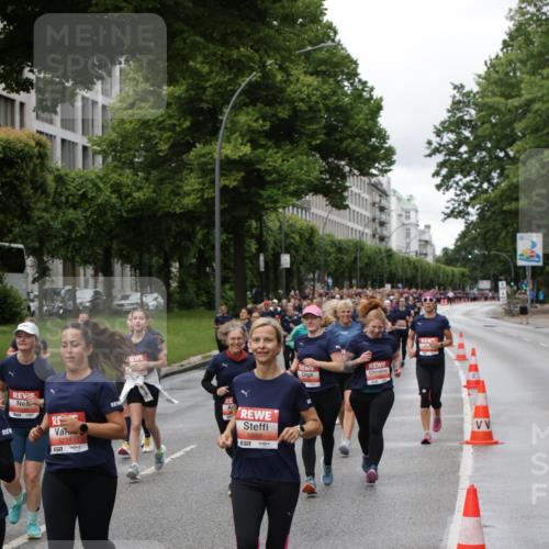 14.06.2026 - REWE Women's Run Jannik Wohlers http://msf.ph/oto/9814244 14.06.2026 10:40:16 Laufen 5274, 5892, 7 meine-sportfotos.de