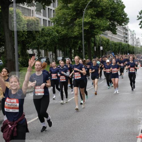 14.06.2026 - REWE Women's Run Jannik Wohlers http://msf.ph/oto/9814262 14.06.2026 10:40:23 Laufen 5529, 7, 7 meine-sportfotos.de