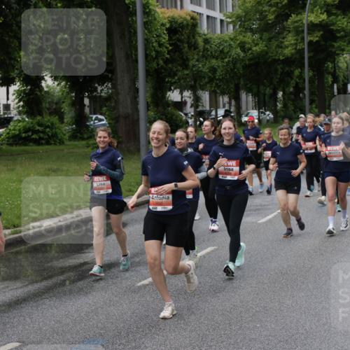 14.06.2026 - REWE Women's Run Jannik Wohlers http://msf.ph/oto/9814267 14.06.2026 10:40:25 Laufen 6066, 7, 5656, 51 meine-sportfotos.de