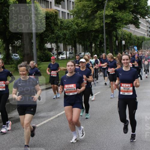 14.06.2026 - REWE Women's Run Jannik Wohlers http://msf.ph/oto/9814284 14.06.2026 10:40:27 Laufen 6013, 5307, 5553 meine-sportfotos.de
