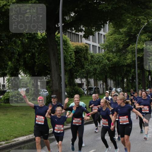 14.06.2026 - REWE Women's Run Jannik Wohlers http://msf.ph/oto/9814299 14.06.2026 10:40:29 Laufen  meine-sportfotos.de