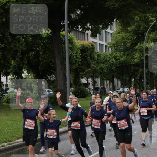 14.06.2026 - REWE Women's Run Jannik Wohlers http://msf.ph/oto/9814307 14.06.2026 10:40:30 Laufen  meine-sportfotos.de