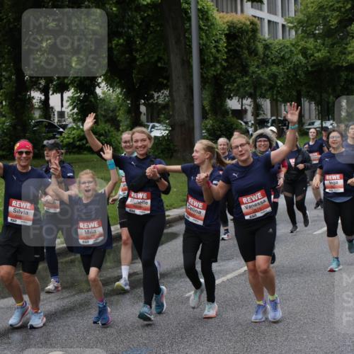 14.06.2026 - REWE Women's Run Jannik Wohlers http://msf.ph/oto/9814310 14.06.2026 10:40:31 Laufen 5027, 5609, 5610 meine-sportfotos.de