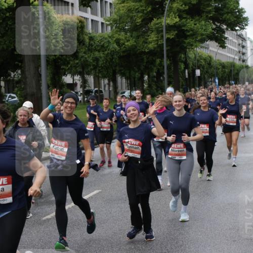 14.06.2026 - REWE Women's Run Jannik Wohlers http://msf.ph/oto/9814333 14.06.2026 10:40:33 Laufen 5507, 5892, 5890, 5415 meine-sportfotos.de