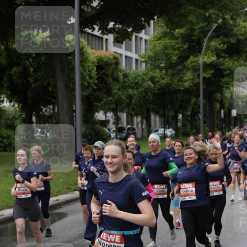 14.06.2026 - REWE Women's Run Jannik Wohlers http://msf.ph/oto/9814341 14.06.2026 10:40:35 Laufen 5415 meine-sportfotos.de
