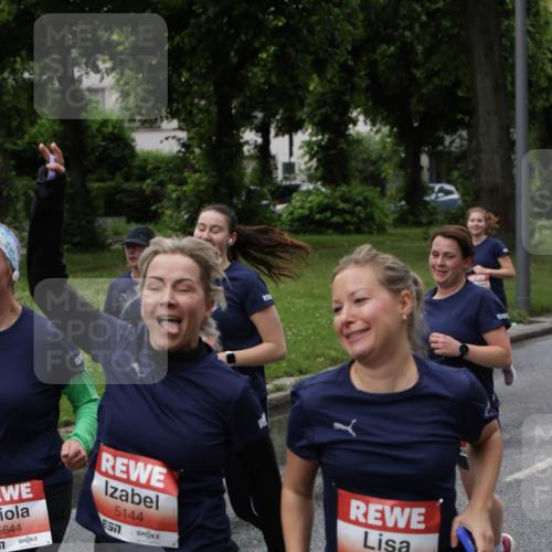 14.06.2026 - REWE Women's Run Jannik Wohlers http://msf.ph/oto/9814370 14.06.2026 10:40:37 Laufen 5644, 7, 5144, 557, 5143, 7 meine-sportfotos.de