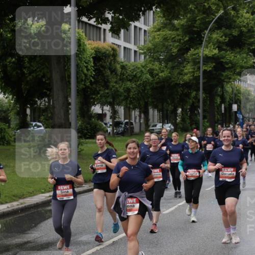 14.06.2026 - REWE Women's Run Jannik Wohlers http://msf.ph/oto/9814372 14.06.2026 10:40:39 Laufen 167 meine-sportfotos.de