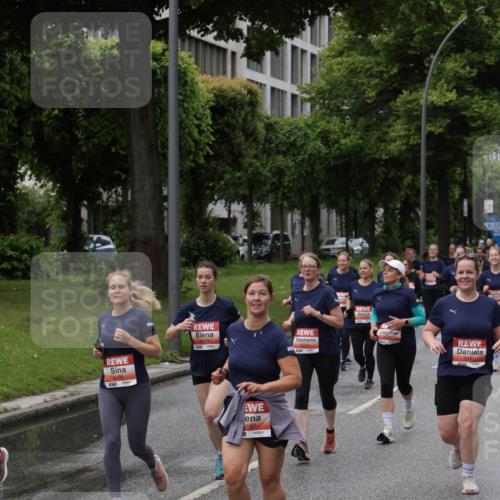 14.06.2026 - REWE Women's Run Jannik Wohlers http://msf.ph/oto/9814377 14.06.2026 10:40:39 Laufen 653, 5514, 6167, 6, 30 meine-sportfotos.de