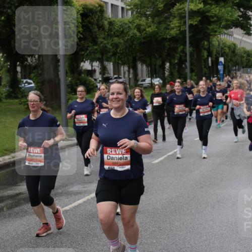 14.06.2026 - REWE Women's Run Jannik Wohlers http://msf.ph/oto/9814381 14.06.2026 10:40:40 Laufen 5514, 5881 meine-sportfotos.de