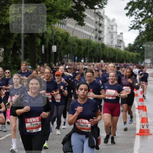 14.06.2026 - REWE Women's Run Jannik Wohlers http://msf.ph/oto/9814391 14.06.2026 10:40:46 Laufen 5771, 5134 meine-sportfotos.de