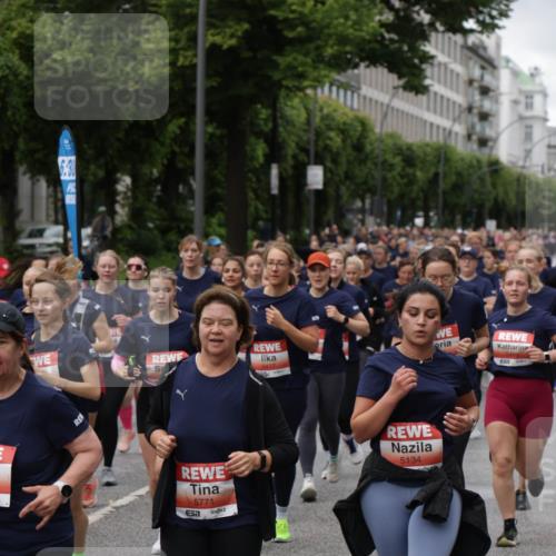 14.06.2026 - REWE Women's Run Jannik Wohlers http://msf.ph/oto/9814395 14.06.2026 10:40:46 Laufen 5417, 5771, 5134 meine-sportfotos.de