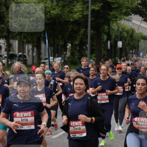14.06.2026 - REWE Women's Run Jannik Wohlers http://msf.ph/oto/9814400 14.06.2026 10:40:47 Laufen 5460, 5417, 5771, 5134 meine-sportfotos.de